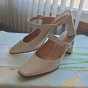 Patent Mary Jane Block Heel Pumps in Cream - Women's